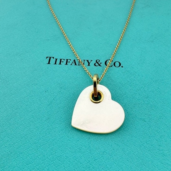 Retired Tiffany & Co. 18k  Mother of Pearl Heart Charm Necklace 16" - Picture 3 of 11
